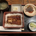 稲毛屋 - 関西風鰻重定食