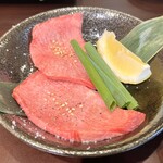 炭火焼肉 にく式 - タン