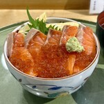 Sushi Den - 鮭親子ちらし