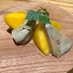Kicchintoshiki - 瞬間燻製したフォアグラとマンゴー　ハチミツ