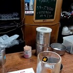 立ち飲み屋 大久 - 店内の様子(一部)