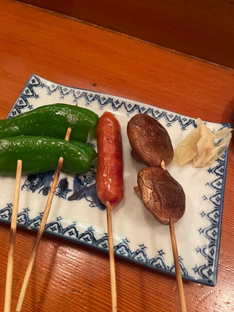 福島の焼き鳥店「串焼こきち」- 本格串焼きと居心地の良い空間