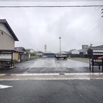 THE SHIP - このお店の駐車場はない
      中山道太田宿の観光者駐車場に駐車が出来る
      （お店から東へ100m程度）