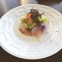 マンジャーレ ウォーターエッジ YOKOHAMA - ブリのカルパッチョ(ランチ1500円に 300円)