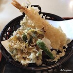 やぶ屋総本店 - 鱚に海老､舞茸と野蜀葵のかき揚げに獅子唐の天ぷら