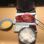 Akaminikutoshiohorumombenten - 上ロースタレハーフ800円