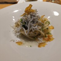 メルモーゾ ダ ドロカワ - しらすのパスタ