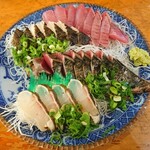 田中鮮魚店 - かつおのタタキ・刺身、うつぼのタタキ、イシダイ刺
