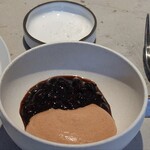 あずきとこおり - [手前から] あずきと生クリームのエスプーマ、あずきシロップ煮、岩塩