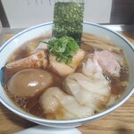 Ramen Tei Hinariryuuou - 特製醤油ラーメン