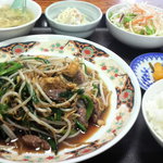 天々飯店 - ニラレバ定食　９００円