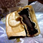 新松月 - 皮はサクサク、餡子はしっとり馴染みが良い！(2014,02/22)