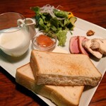 茶房 天井棧敷 - モーニング(1,540円)