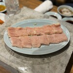 炭火焼肉ホルモンさわいし - シマチョウ