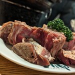 羊肉炭火焼 肉汁屋 - 