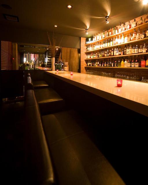 Loites レストラン 飲食店の検索 照明が落とし気味でリラックスできる雰囲気です ナンバーテン Loites レストラン 飲食店の検索 照明が落とし気味でリラックスできる雰囲気です ナンバーテン