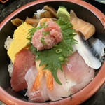 廻鮮寿司処 タフ あざみ野店 - タフ丼850円