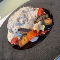 37 Steakhouse & Bar - 