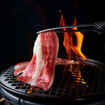 Shiawaseno Yakiniku Tabehoudai Kamimura Bokujou - 