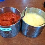 日月堂 - 後半にはニンニクと豆板醤をプラス