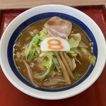 Hachiban Ramen - 麺1/2小さな野菜らーめん(682円)