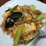 香香 ラーメン - 香香ランチメニュー豚肉と木耳と玉子炒め880円