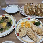 餃子の王将 桃山店 - 唐揚げジャスト、肉とたまご炒りつけジャスト、餃子2人前