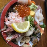 長浜荘 魚道場 - 海鮮丼・上