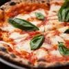 イタリアンバル Viva - 料理写真:1番人気のマルゲリータ