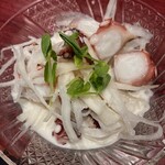 osakesupottojummaikurabuzero - 蛸と大根のサラダ