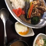 Shinyoko Shouten - 唐揚げカレー1,000円