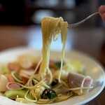 ドルチェ　ファール　ニエンテ - ホタテと鎌倉野菜のアーリオ・オーリオ