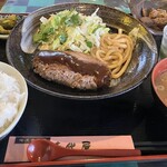 Jidaiya Rufuran - れんこん入りハンバーグ定食