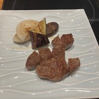 神戸プレジール 本店 - ステーキ&焼き野菜