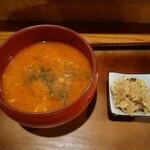 ぼんくらカフェ - もち麦ごはんのトマトチーズリゾット (1,000円・税込)