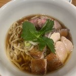 らーめん かねかつ - ラーメン大盛得肉三昧