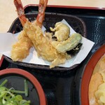 細屋 - 天ざるうどん(1200円)