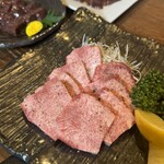 Shichirin Yakiniku Tanoshiira - 