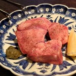焼肉 ゆかわ - 厚切りタン塩