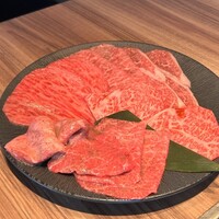 焼肉うしごろ 新宿三丁目店 - 厳選ランチセット