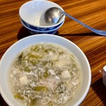 横浜中華街 重慶飯店 - スープも週替わり✨そしてお代わり自由ヽ(*´∀｀)