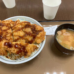 244942206 - ソースかつ丼 960