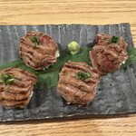 Ushi To Sakana - あか牛の寿司　1貫¥350✖️4