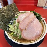 IEKEI KANSAI 王道家直系 我道家 - チャーシュー3枚