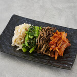 韓式拌菜拼盤(豆芽、油菜、紫萁、牛蒡)