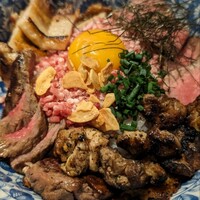 馬刺しと焼き鳥 グルマン三年坂 - 