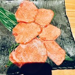 炭焼肉 石田屋。 - 