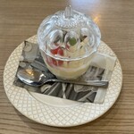 洋食キッチン ツカダ - 自家製なめらかプリンちゃん　税込430円