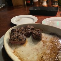 カルネジーオ イースト - 