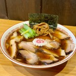 柳麺かいと - 料理写真:しょうゆちゃーしゅーめん 1200円